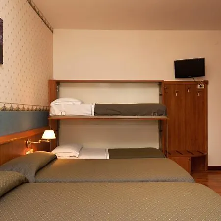 Great Location Near The Colosseum In Central Rome Hotel 3*