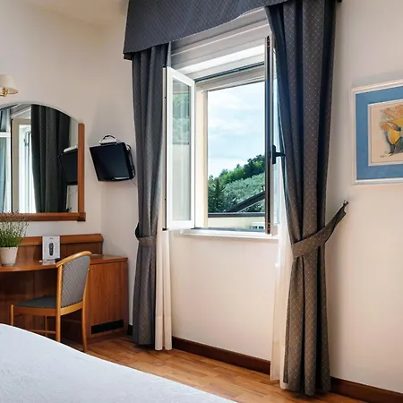 Hotel Casa Ferretti 3*