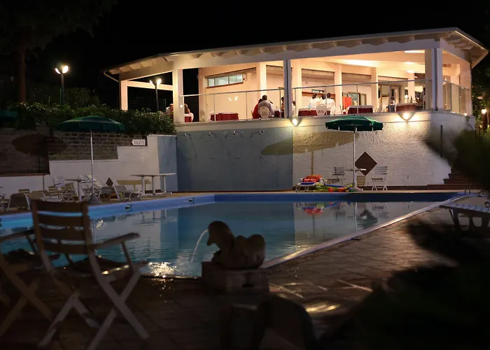 Great Location Near The Colosseum In Rome 호텔 3*