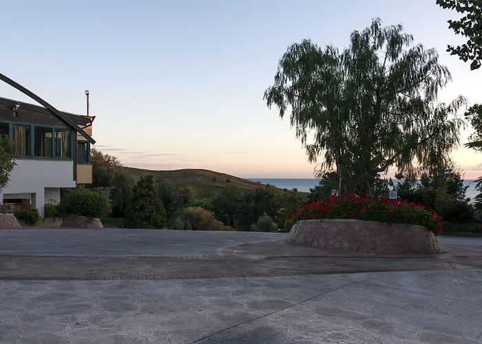 Great Location Near The Colosseum In Rome 3* 실비마리나