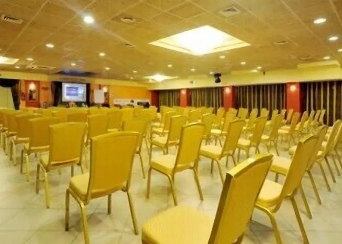 Great Location Near The Colosseum In Rome 실비마리나