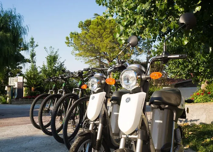 Great Location Near The Colosseum In Rome 3*