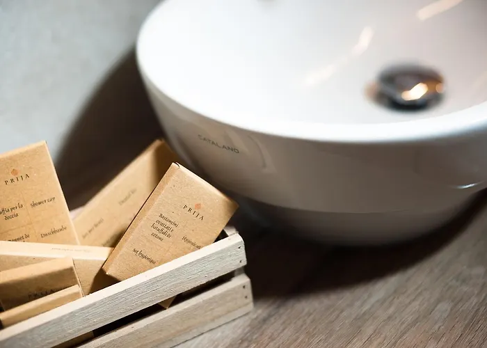 Great Location Near The Colosseum In Rome 3*